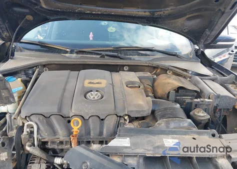 2013 Volkswagen Passat S z USA, uszkodzony, nr VIN 1VWAH7A37DC098993